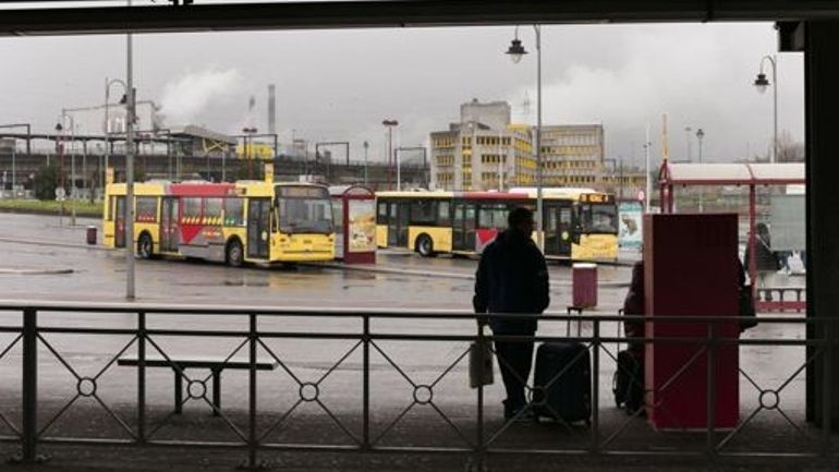 Toujours des perturbations ce matin si vous devez prendre le métro, le tram ou le bus à Charleroi, la grève se poursuit