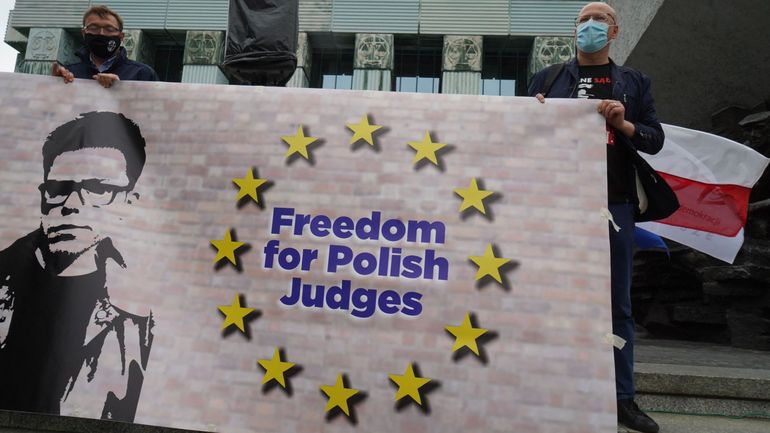 Réforme judiciaire en Pologne : la Commission européenne a reçu une réponse polonaise à sa demande de suspension