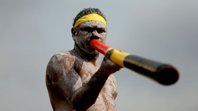 Australie : le chef aborigène Yunupingu, 
