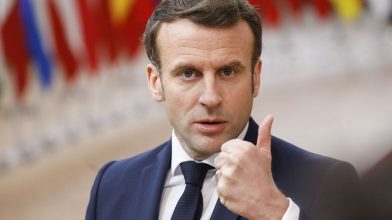 Macron appelle les Européens à sortir de la naïveté face aux USA et à se faire respecter