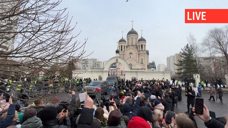 Direct - Guerre en Ukraine : plus de 120 interpellations aux rassemblements le jour des funérailles de Navalny