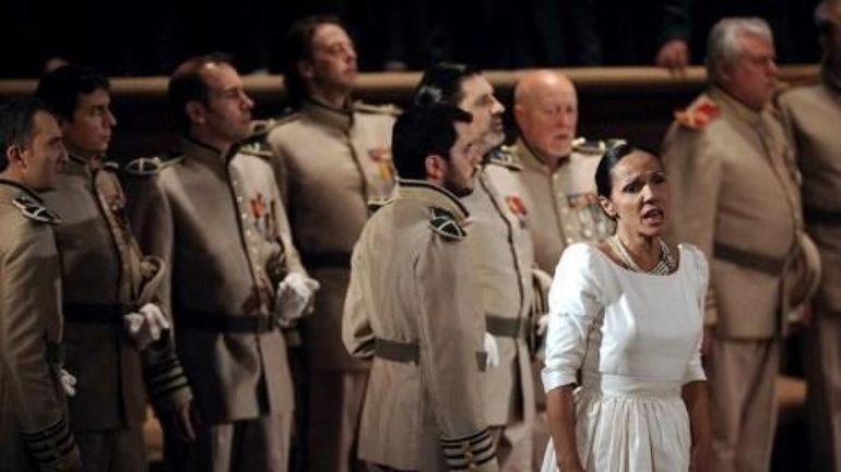 La chanteuse d'opéra franco-espagnole Béatrice Uria-Monzon, 