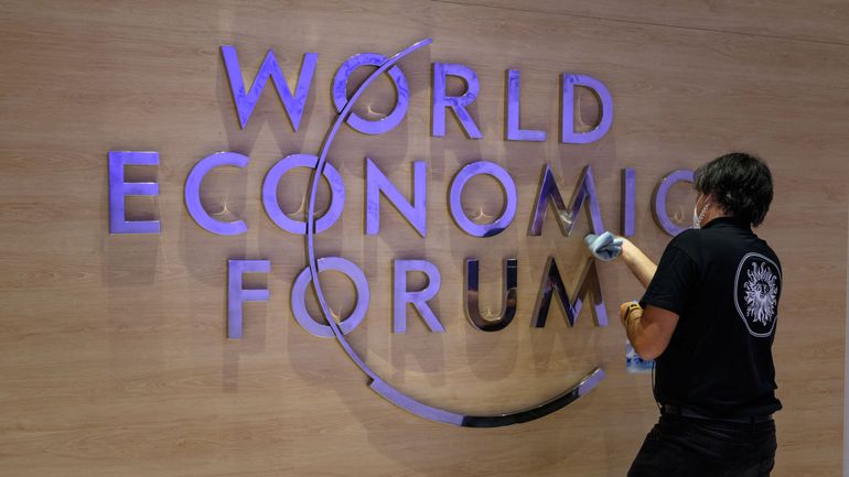 Le forum économique de Davos débute ce lundi : que vont y faire nos représentants De Croo, De Sutter et Jambon ?