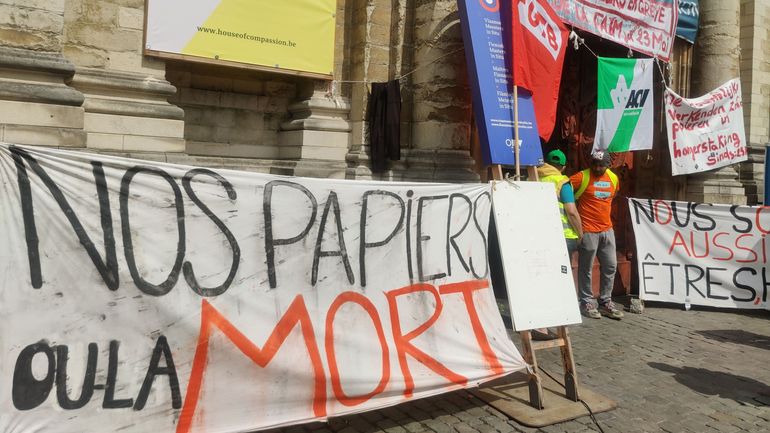 Bruxelles : les grévistes de la faim refusent jusqu'ici tout soutien psychosocial individuel