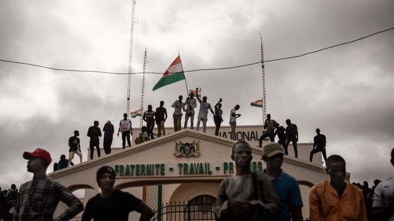 Coup d'Etat au Niger : Washington affrète un avion pour évacuer son personnel et des Américains du Niger