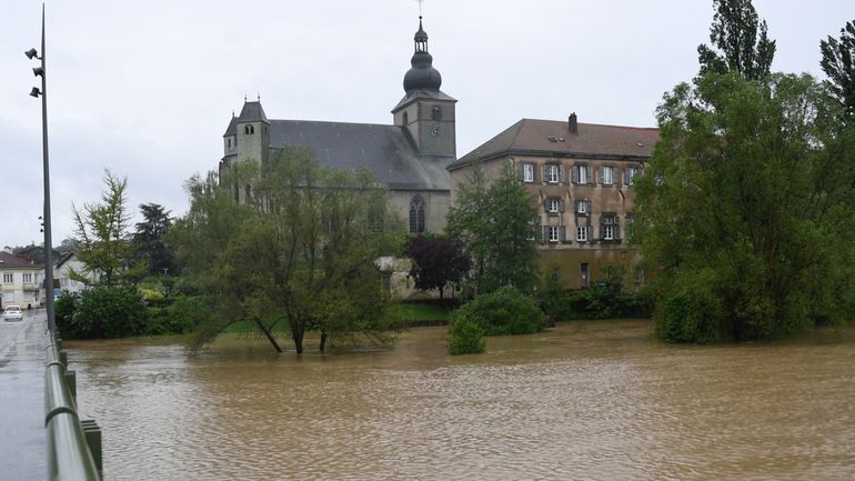 Intempéries en France : le département de la Moselle en vigilance rouge crues, la hauteur des cours d'eau à une hauteur record