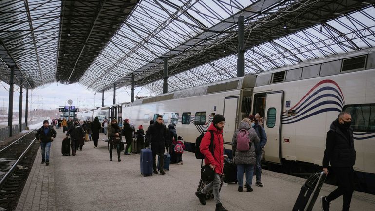 Guerre en Ukraine : la Finlande prévoit des trains supplémentaires en partance de Saint-Pétersbourg