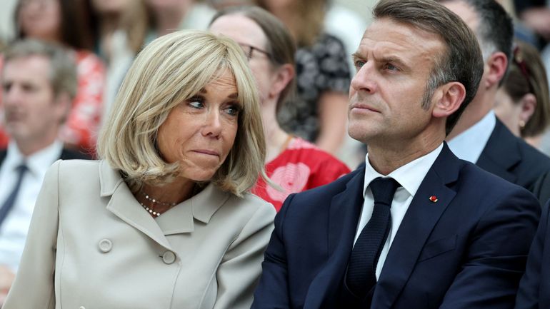 Rumeurs : Emmanuel et Brigitte Macron poursuivent une influenceuse américaine pour diffamation