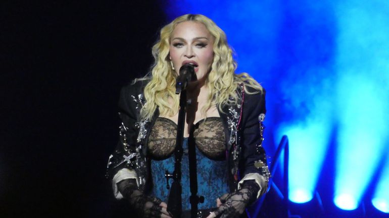 Madonna s’auto-célèbre au Sportpaleis à Anvers