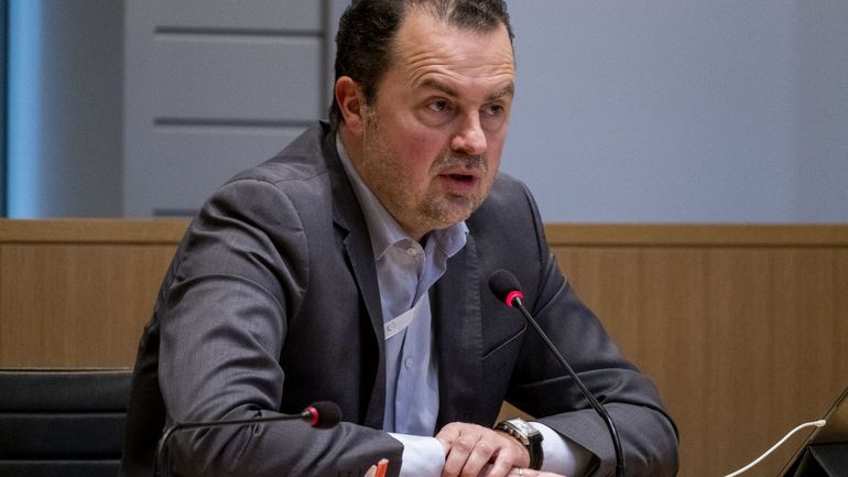 Le député DéFI Christophe Magdalijns menace de quitter la majorité bruxelloise