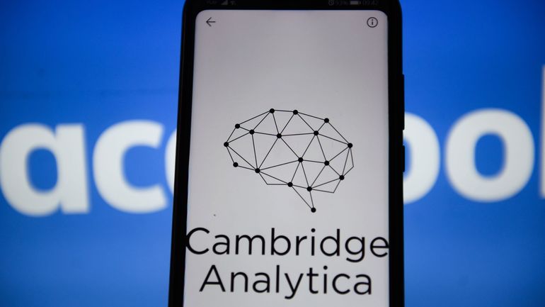 Cambridge Analytica : Meta, la société mère de Facebook, conclut un accord préliminaire