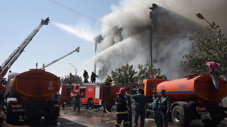 Arménie : le bilan de l'explosion sur un marché d'Erevan s'alourdit, la piste de l'attentat exclue
