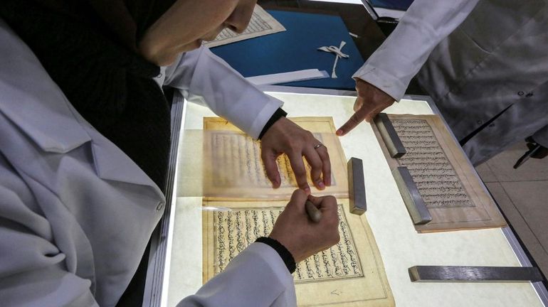 En Irak, un travail de fourmi pour préserver des manuscrits centenaires