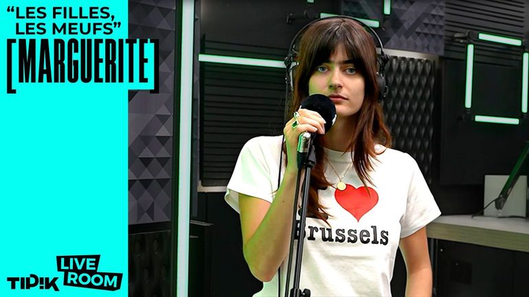 Marguerite chante "Les filles, les meufs" dans la Tipik Live Room