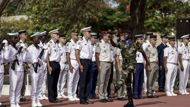 L'armée française quitte le Sénégal, dernier pays d'Afrique de l'Ouest où elle était présente