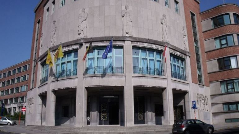 Elections provinciales dans le Hainaut : un accord tripartite entre le PS, le MR et les Engagés
