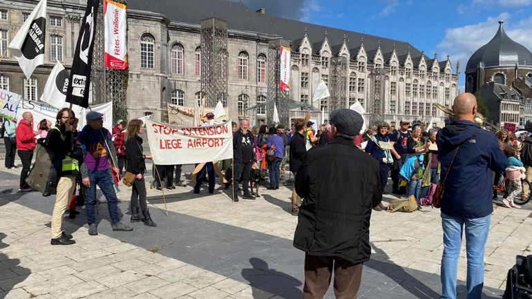 Manifestations contre le permis de Liège Airport et Alibaba : trois cortèges ont commencé à converger vers le centre de Liège