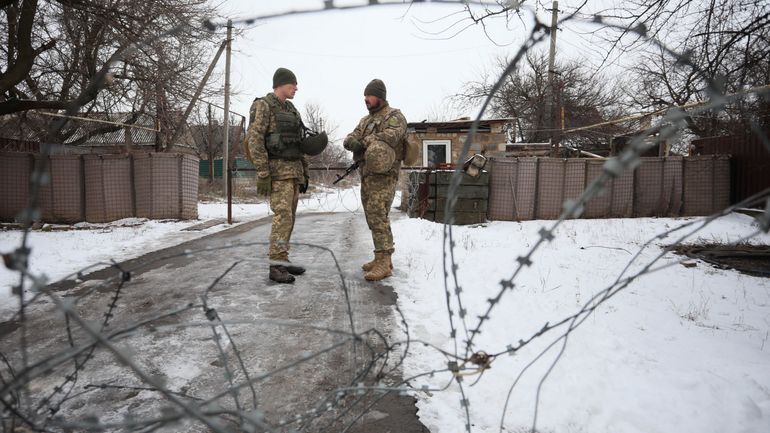 Ukraine : les séparatistes pro-russes de Donetsk ordonnent l'évacuation de civils vers la Russie