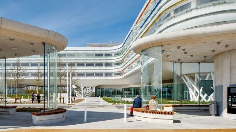 Un médecin suspendu à Knokke pour enquête suite à des accusations d'antisémitisme