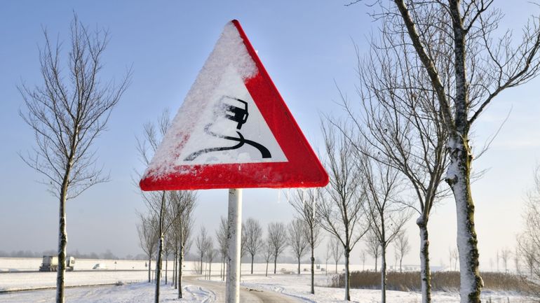 Provinces de Liège et de Luxembourg : L'IRM émet un avertissement jaune pour plaques de glace dans la nuit de samedi à dimanche