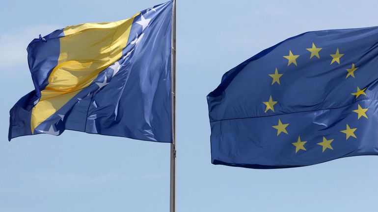 La Bosnie-Herzégovine reçoit le statut de pays candidat à l'adhésion à l'Union européenne