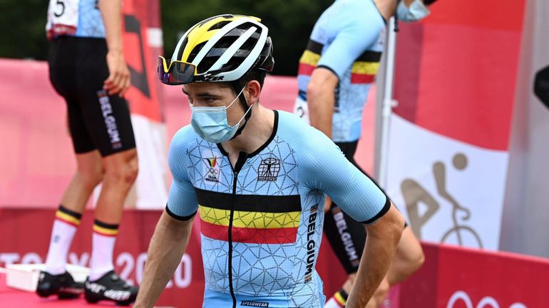 Déterminé, Wout van Aert rêve de "rouler deux fois Paris-Roubaix avec le maillot arc-en-ciel" sur les épaules