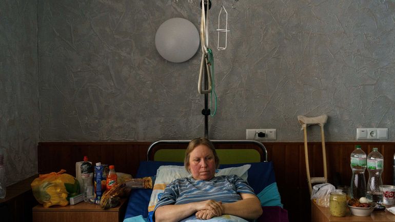 Guerre en Ukraine : contrairement à ce qu'autorise le droit international humanitaire, plus de 20 hôpitaux ont été complètement détruits, selon Kiev