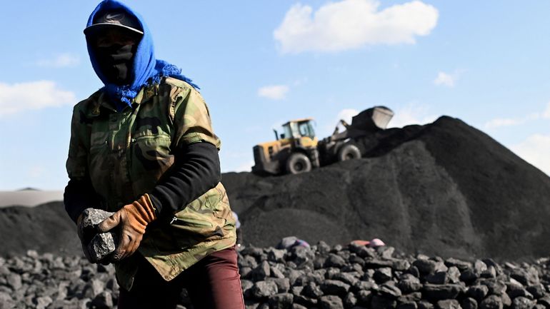 COP26 : la Chine justifie d'avoir défendu une réduction plutôt qu'une sortie du charbon