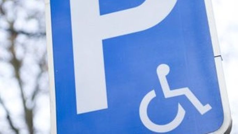 HandyPark, la plateforme de stationnement pour personne handicapée, élargie à toute la Belgique en mai