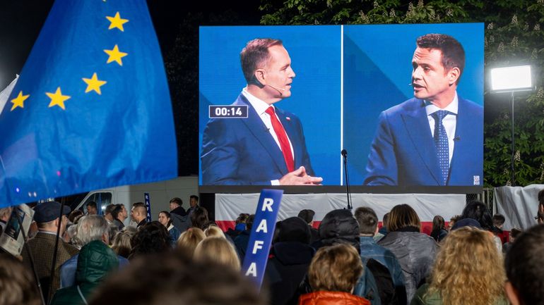Les rivaux à la présidence polonaise au coude-à-coude avant le vote de dimanche