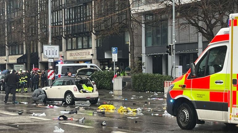 Une voiture fonce sur un groupe de personnes à Münich, 28 personnes blessées