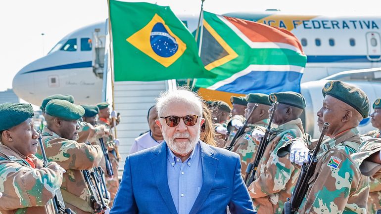 Diplomatie : le sommet des Brics s'ouvre à Johannesburg, les pays émergents en quête d'influence