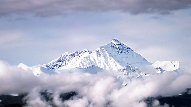 Coronavirus et contaminations en haute altitude, sur l'Everest une saison 2021 vraiment pas comme les autres