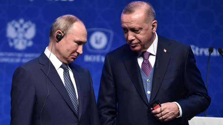 Guerre en Ukraine : Erdogan dit à Poutine être 