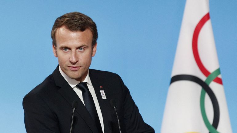 Exclusion des athlètes russes des JO 2024: Macron donnera sa position "à l'été"