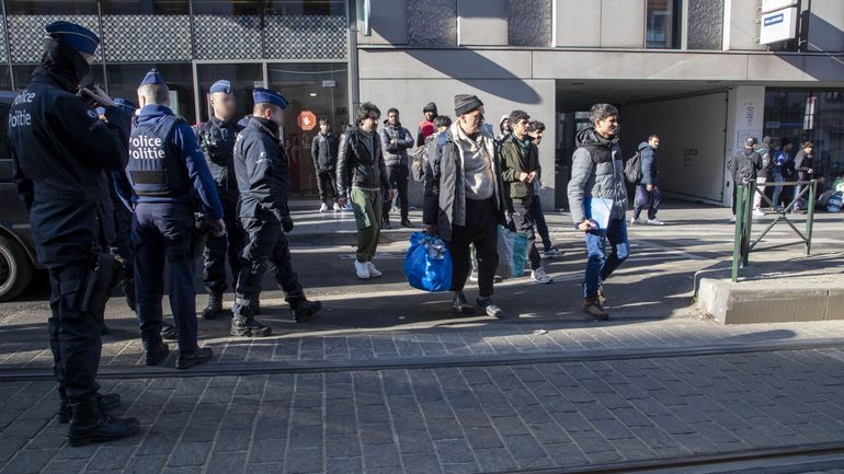 Le squat rue des Palais à Schaerbeek évacué : seulement 250 personnes ont été prises en charge