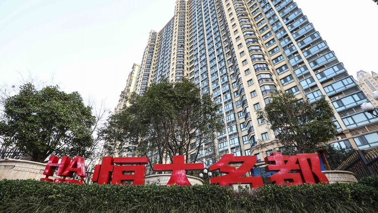 Le groupe immobilier chinois Evergrande relance la construction de ses projets