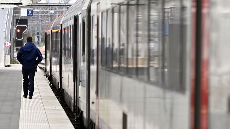 Flotte SNCB : le Conseil d'Etat suspend le choix de la société espagnole CAF pour 