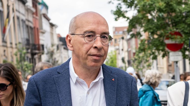 Affaire Michel De Herde à Schaerbeek : le parquet demande le renvoi de l’échevin devant le tribunal correctionnel