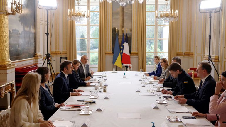 Guerre en Ukraine : le président français exprime son soutien au maire de la ville ukrainienne de Melitopol