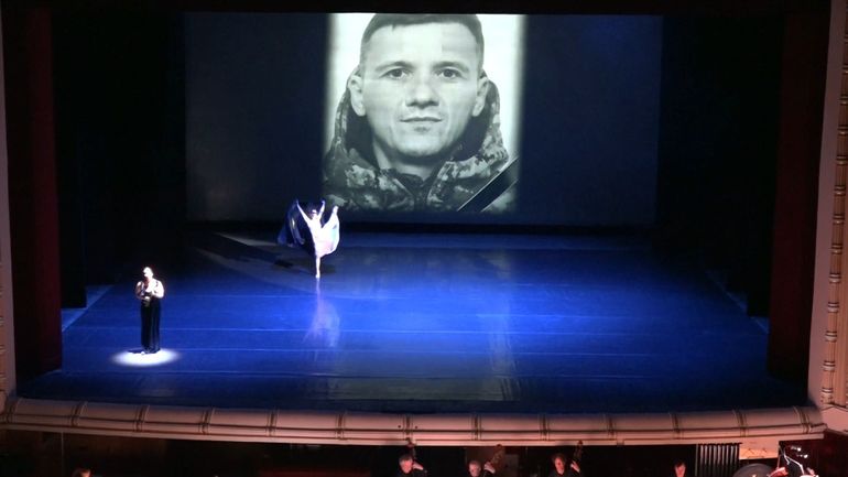 En Ukraine, danser malgré la guerre