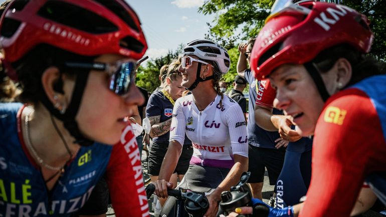 Tour de France Femmes : la pause pipi, un vrai casse-tête pour les coureuses