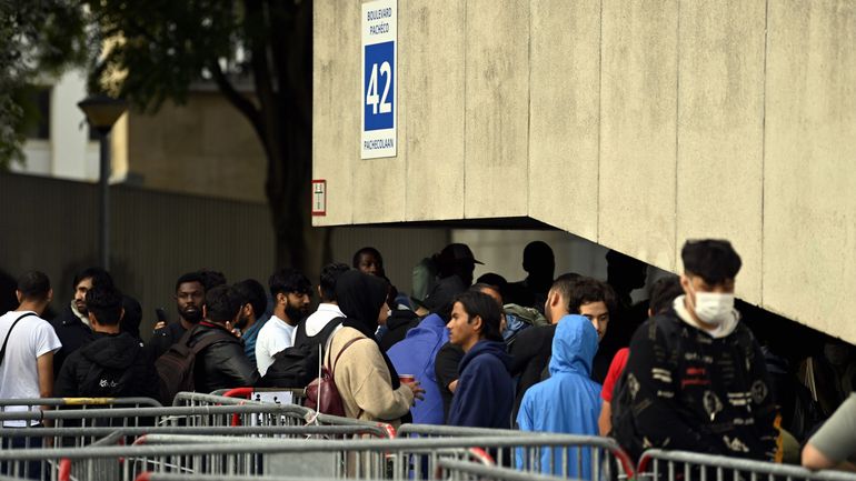 Crise de l'accueil : le nombre de demandeurs d'asile a baissé en novembre, sur fonds de manque de places d'accueil