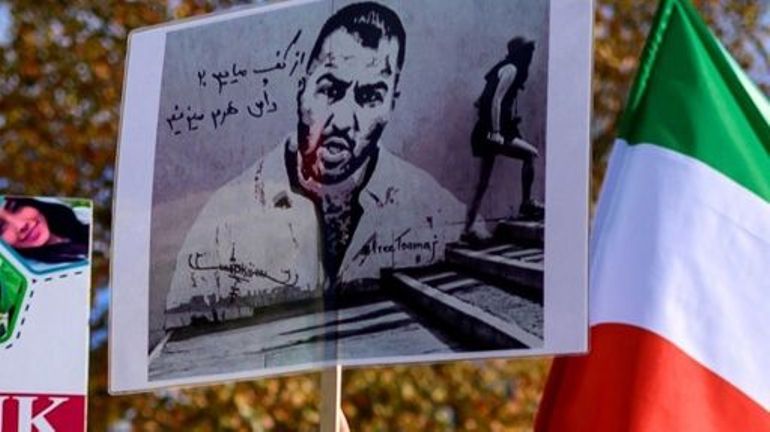 Iran : la Cour suprême annule la condamnation à mort du célèbre rappeur Toomaj Salehi