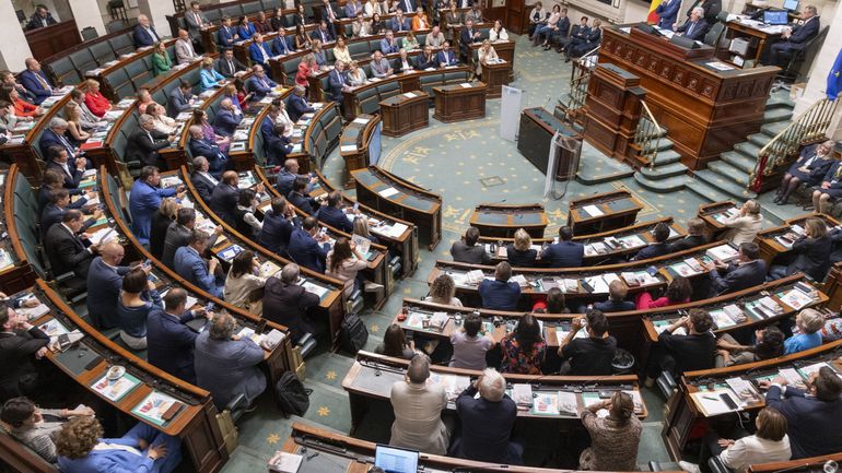 Chambre des représentants : les élus du 9 juin ont prêté serment comme député(e)s, Peter De Roover (N-VA) désigné président