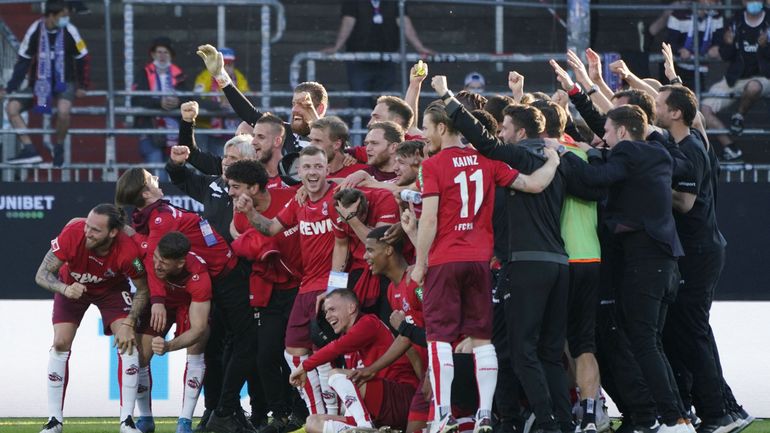 Cologne domine Holstein Kiel et se maintient en Bundesliga