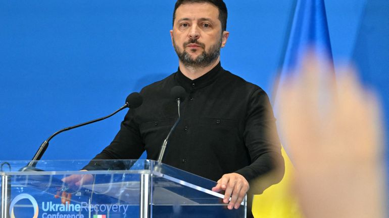 Guerre en Ukraine : Volodymyr Zelensky fait état de 1800 attaques de drones russes en une semaine