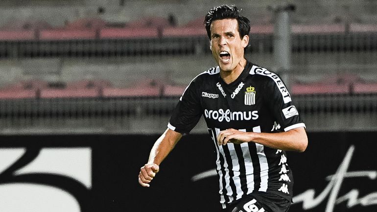 16 clubs en 20 ans pour Jérémy Perbet : il marque autant qu'il fait ses valises