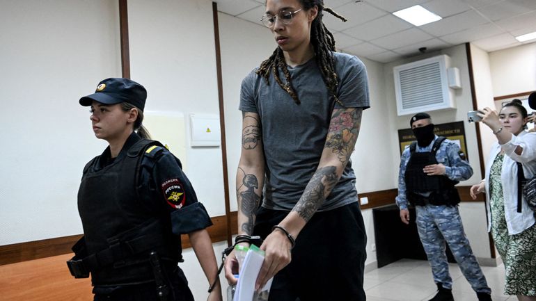 Brittney Griner libérée, les Etats-Unis l'échangent contre le trafiquant d'armes Viktor Bout