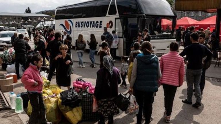 Le dernier bus de réfugiés a quitté le Haut Karabakh, selon les autorités arméniennes